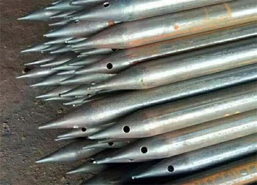 波密隧道钢花管现货