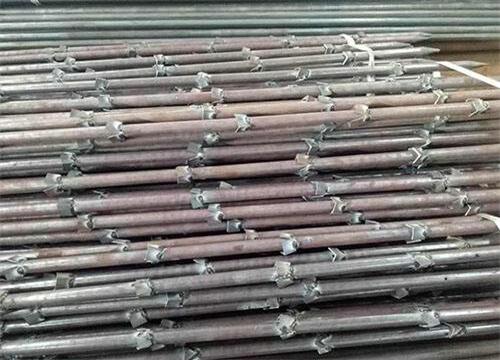 波密隧道钢花管